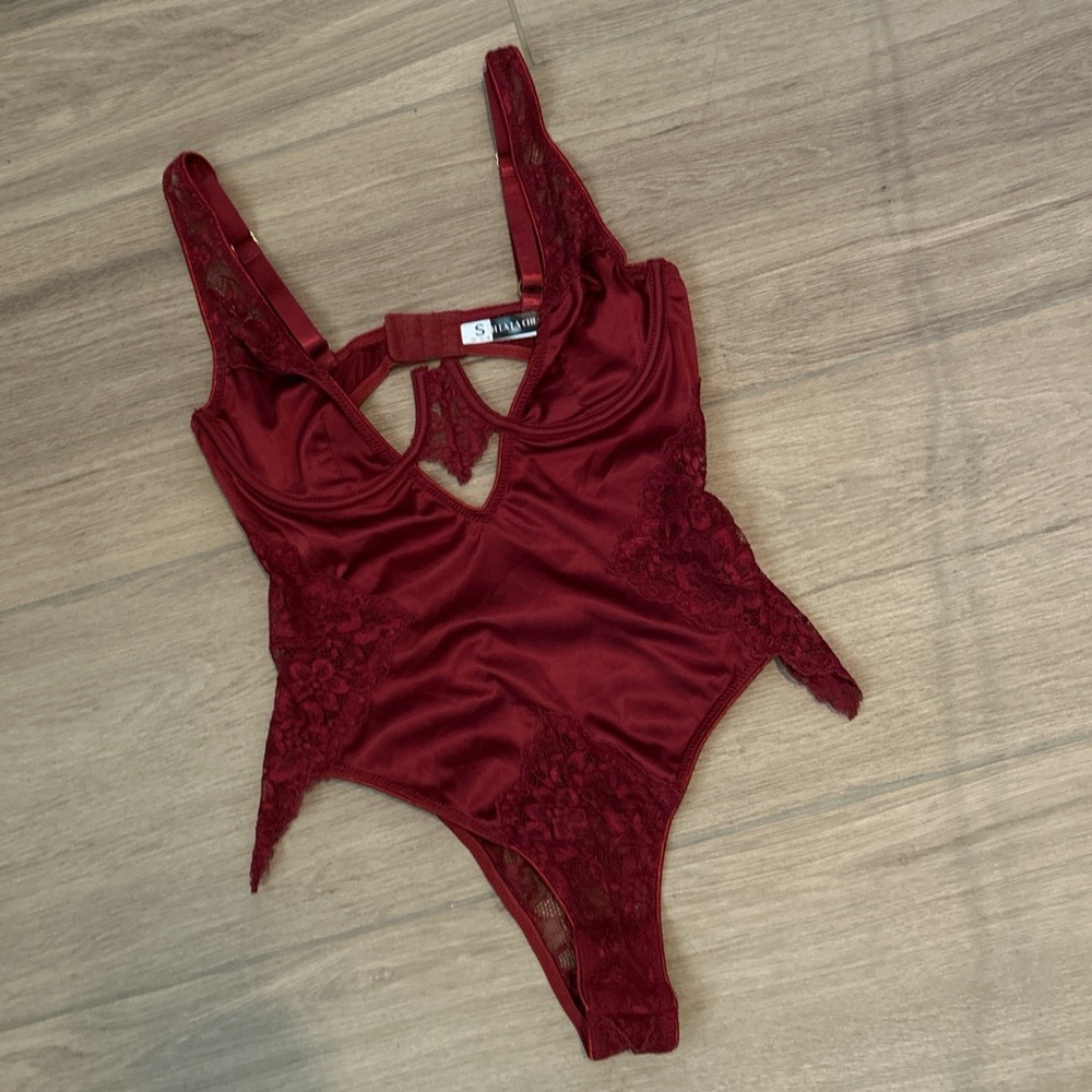 Elegant Burgundy Lace Bodysuit